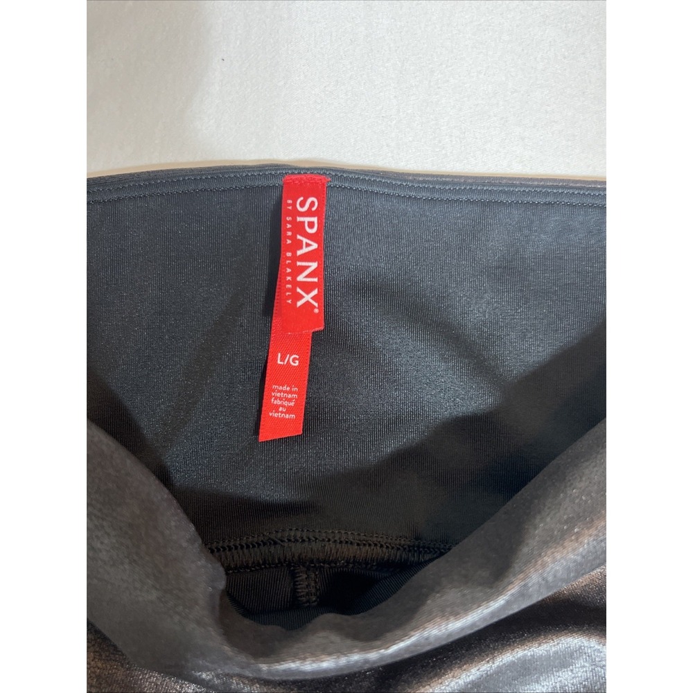 SPANX Quilted Faux Leather Leggings Black Size L Moto High Rise Tummy Control - Picture 6 of 9